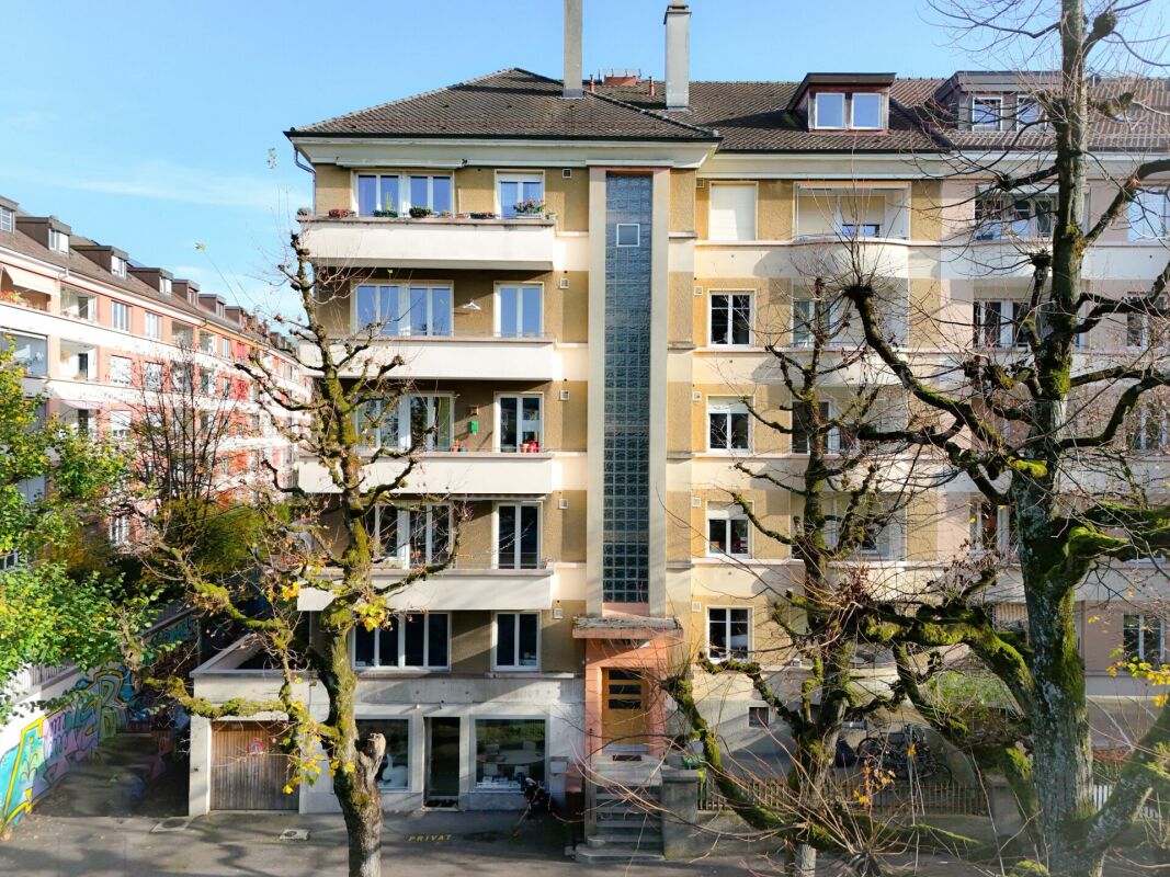 Read more about the article Traumhafte, komplettsanierte 3-Zimmerwohnung mit zwei Balkonen – Bezug Sommer 2026